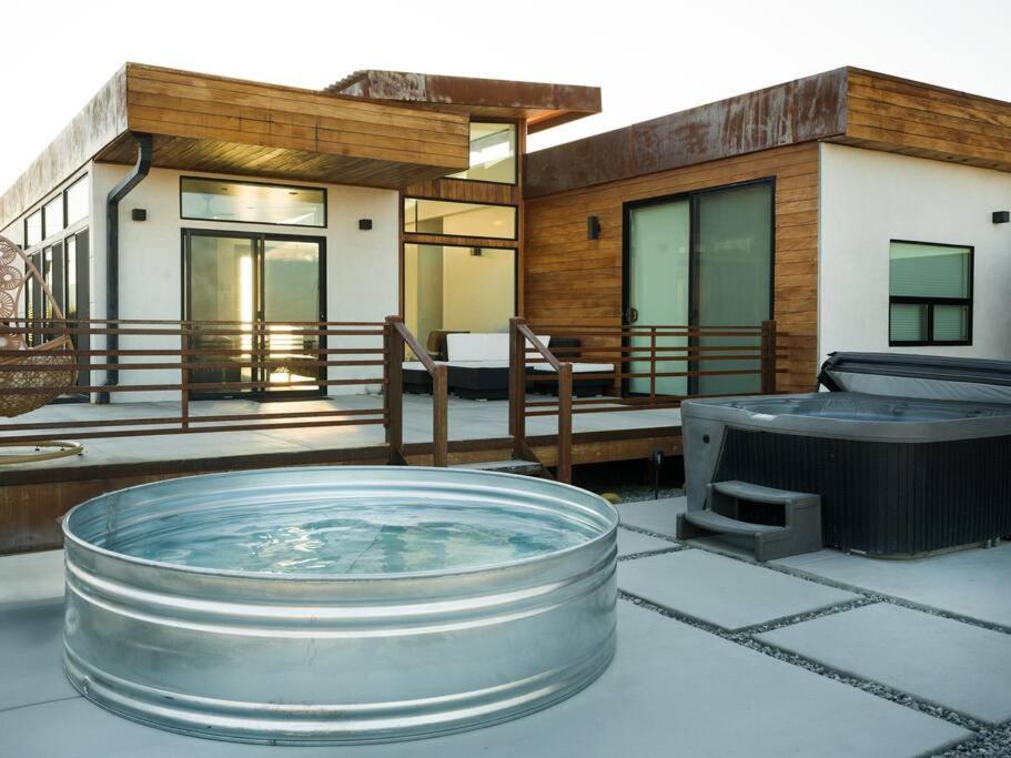 Panoramic Heaven - Luxury Designer Property W Spa 조슈아 트리 외부 사진
